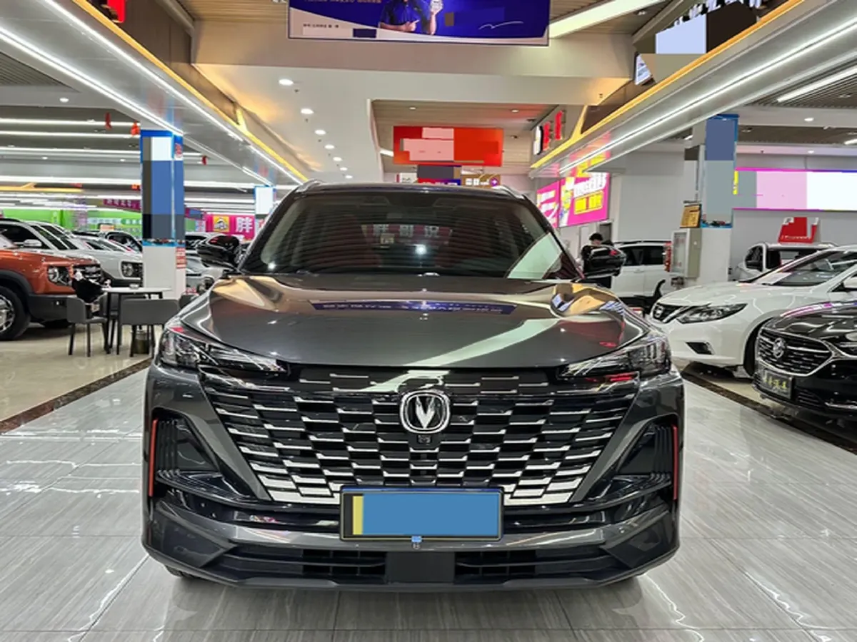 2022 ChangAn Oshan X7 Plus 1.5T 188HP L4 7DCT,autocango,china used car exporter,china ev exporter,chinese used car exporter,chinese used ev exporter