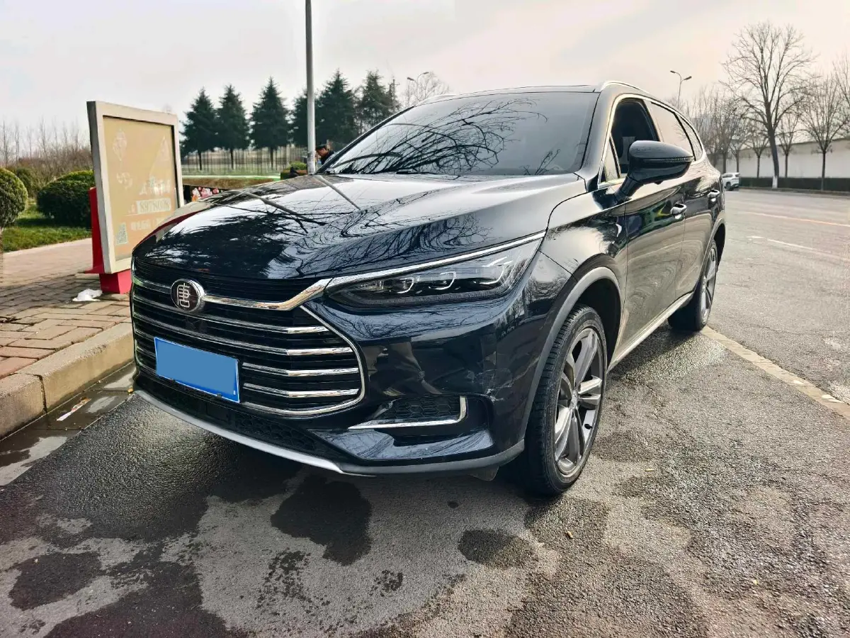 2021 BYD Tang 2.0T 192HP L4 6AT