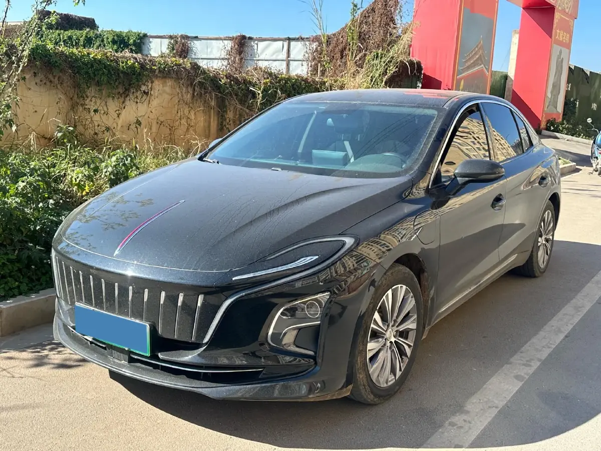 2022 HongQi E-QM5 BEV 54KWH