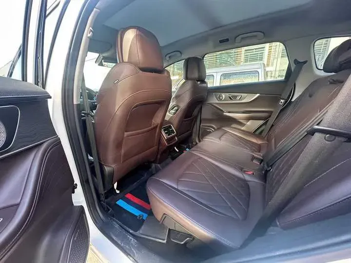 2022 Chery Tiggo 8 PRO 1.6T 197HP L4 7DCT,autocango,china used car exporter,china ev exporter,chinese used car exporter,chinese used ev exporter