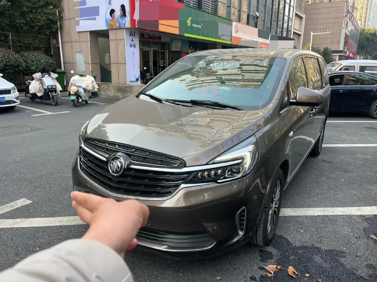 2022 Buick GL8 2.0T 237HP L4 9AT