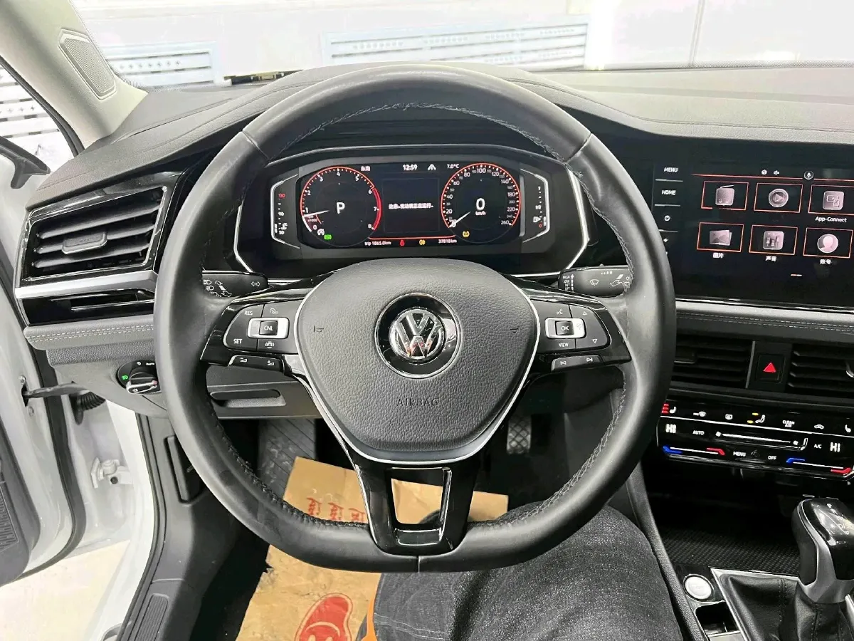 2022 Volkswagen Sagitar 1.4T 150HP L4 7DCT,autocango,china used car exporter,china ev exporter,chinese used car exporter,chinese used ev exporter