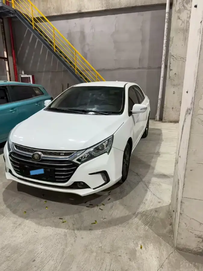2018 BYD Qin 1.5T 154HP L4 6DCT PHEV 15.2KWH
