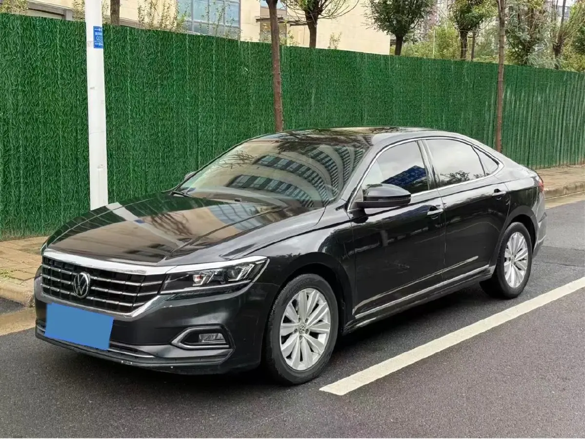 2020 Volkswagen Passat 2.0T 186HP L4 7DCT