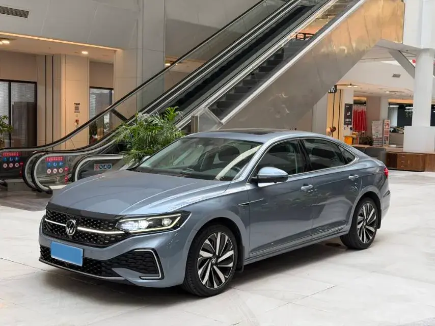 2022 Xpeng P7 BEV 60.2KWH