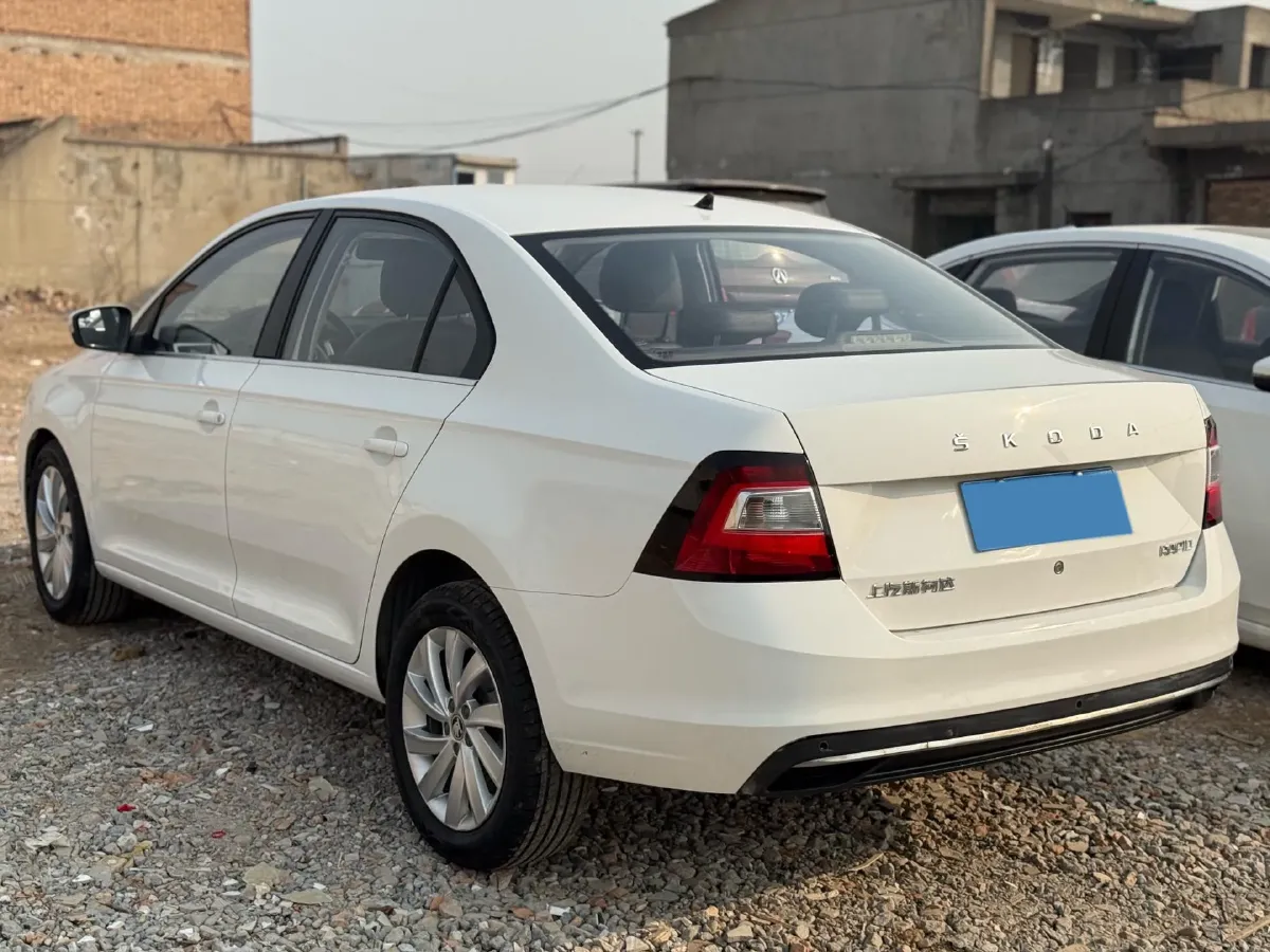 2019 SWM G01 1.5T 156HP L4 6AT,autocango,china used car exporter,china ev exporter,chinese used car exporter,chinese used ev exporter