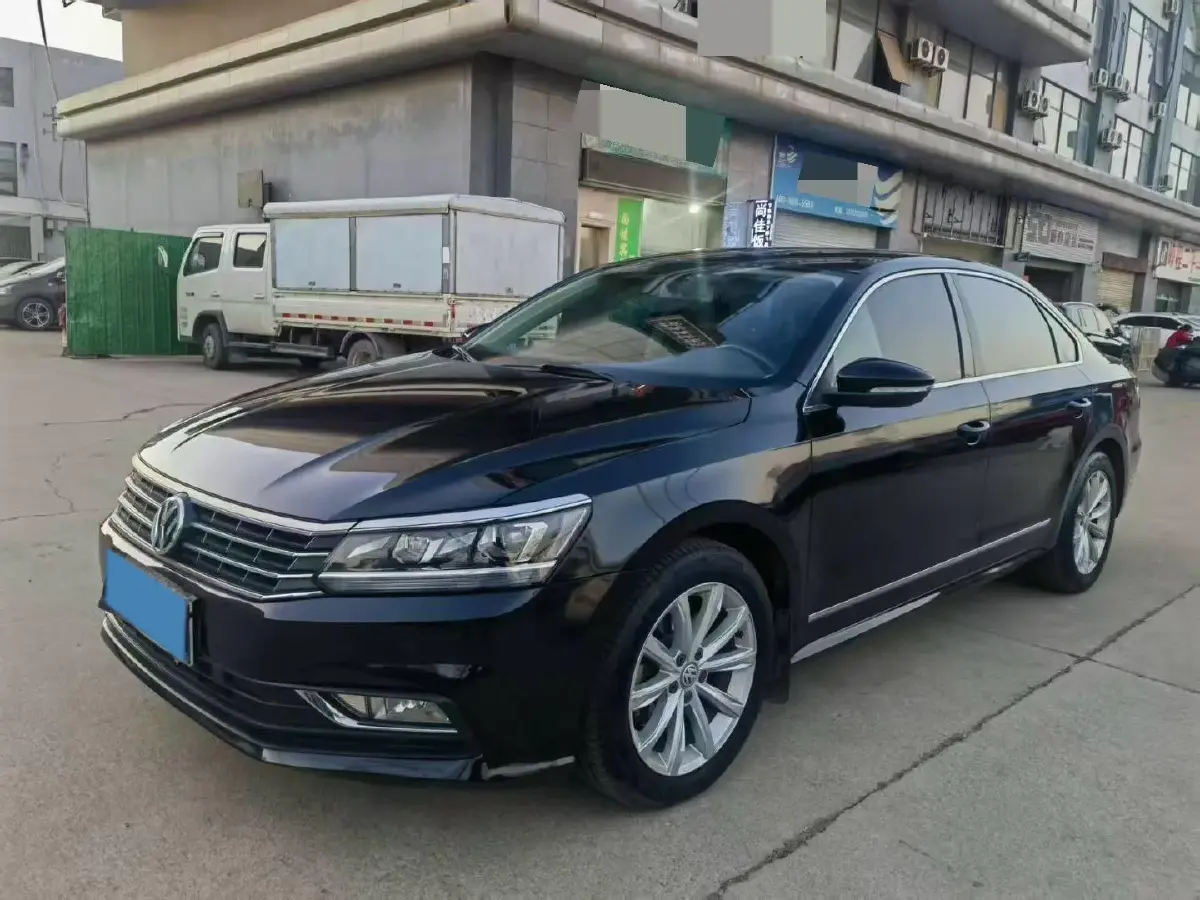2017 Volkswagen Passat 1.4T 150HP L4 7DCT