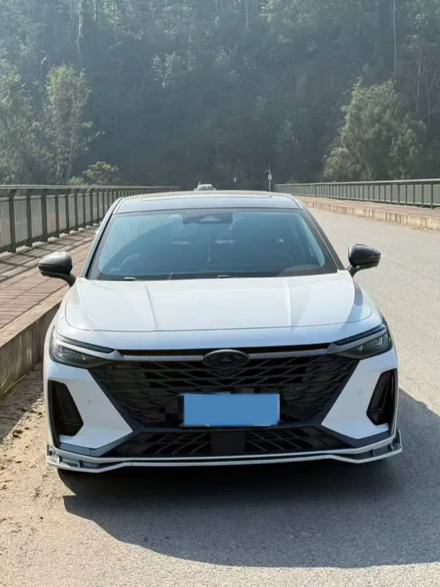 2023 Chery Arrizo 8 2.0T 254HP L4 7DCT,autocango,china used car exporter,china ev exporter,chinese used car exporter,chinese used ev exporter