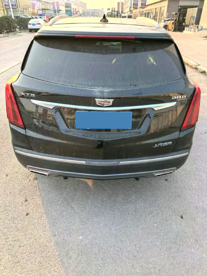 2022 Cadillac XT5 2.0T 237HP L4 9AT,autocango,china used car exporter,china ev exporter,chinese used car exporter,chinese used ev exporter