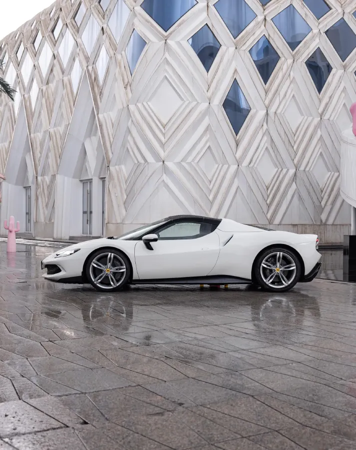 2021 Ferrari 296 3.0T 663HP V6 8DCT PHEV 7.45KWH,autocango,china used car exporter,china ev exporter,chinese used car exporter,chinese used ev exporter