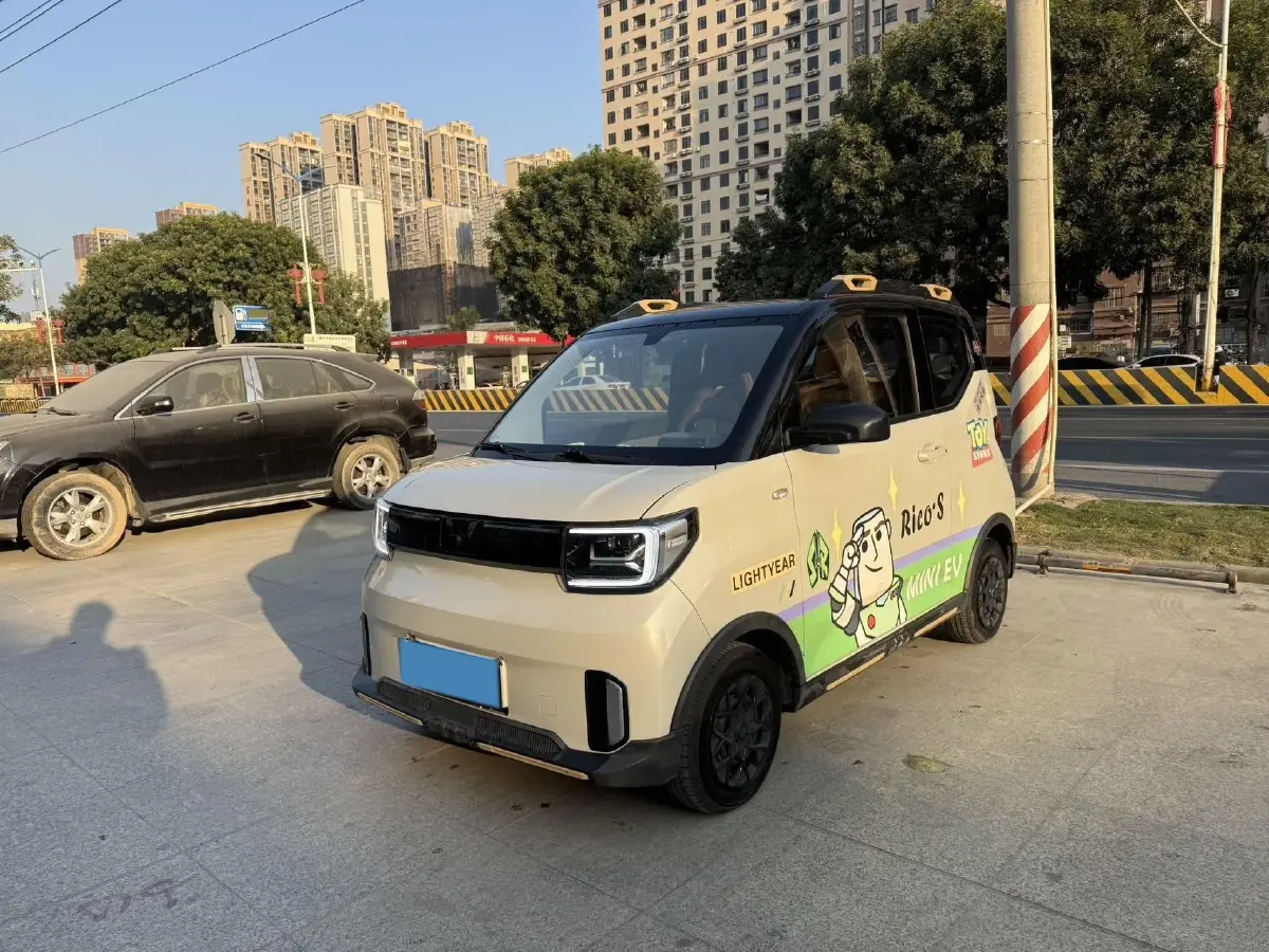 2022 WuLing HongGuang MINI EV BEV 17.3KWH