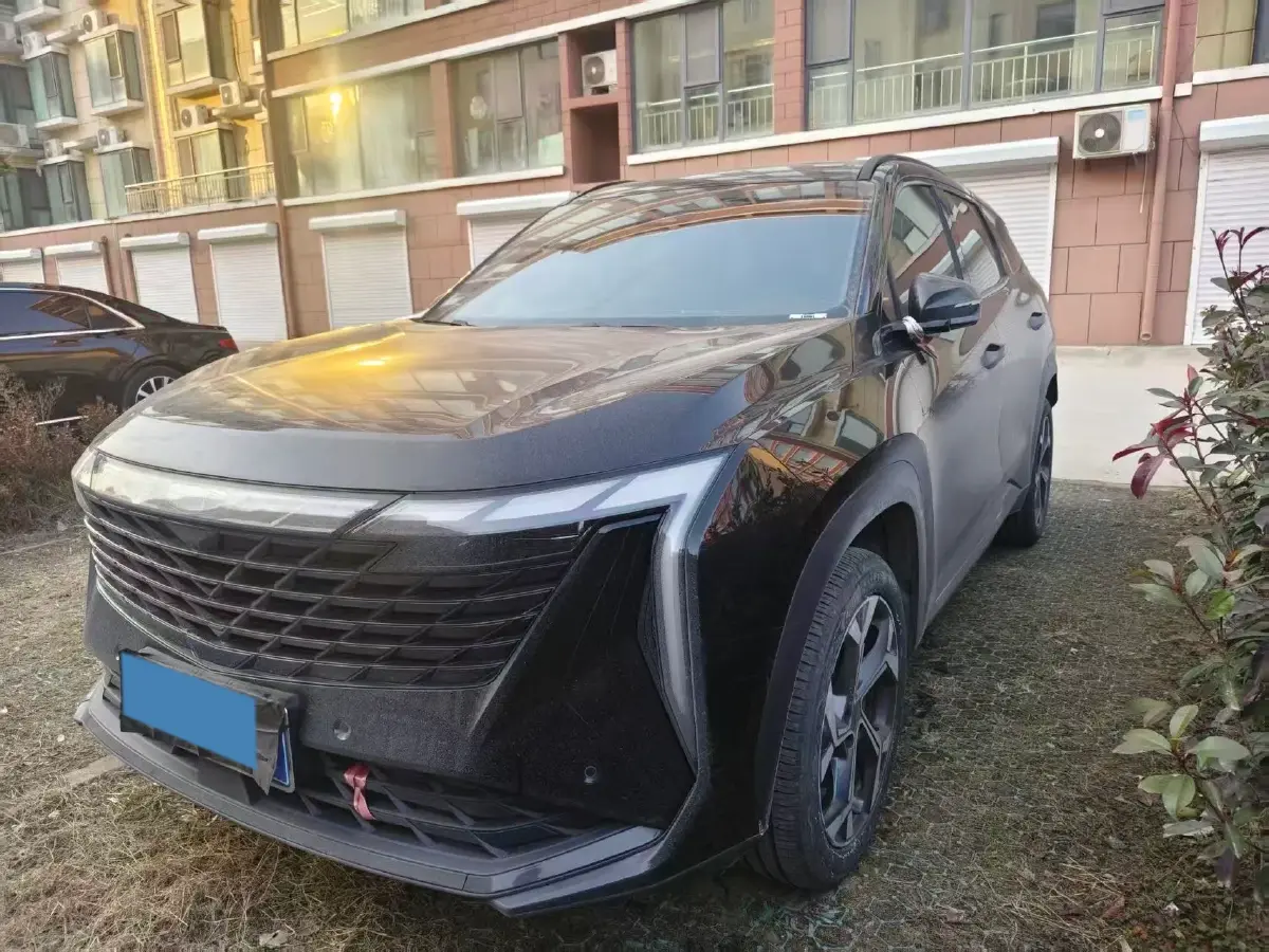 2023 Geely StarRay 1.5T 181HP L4 7DCT