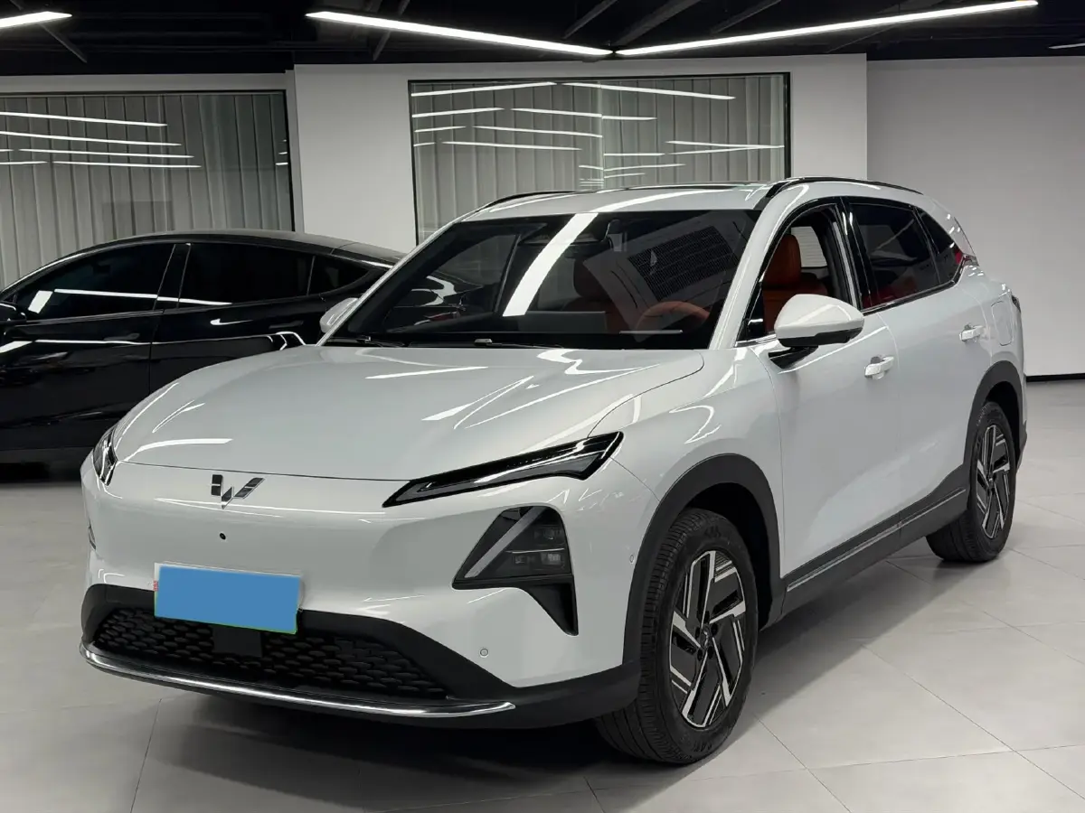 2024 WuLing XingGuangS BEV 60KWH