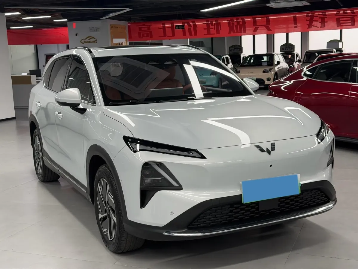 2024 WuLing XingGuangS BEV 60KWH,autocango,china used car exporter,china ev exporter,chinese used car exporter,chinese used ev exporter