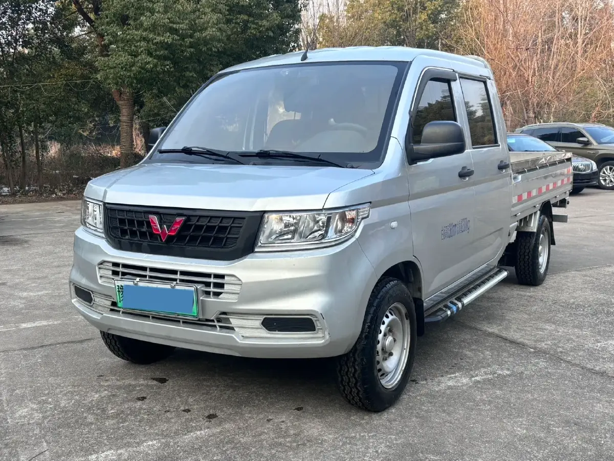 2019 WuLing RongGuang New Truck 1.5L 107HP L4 5MT