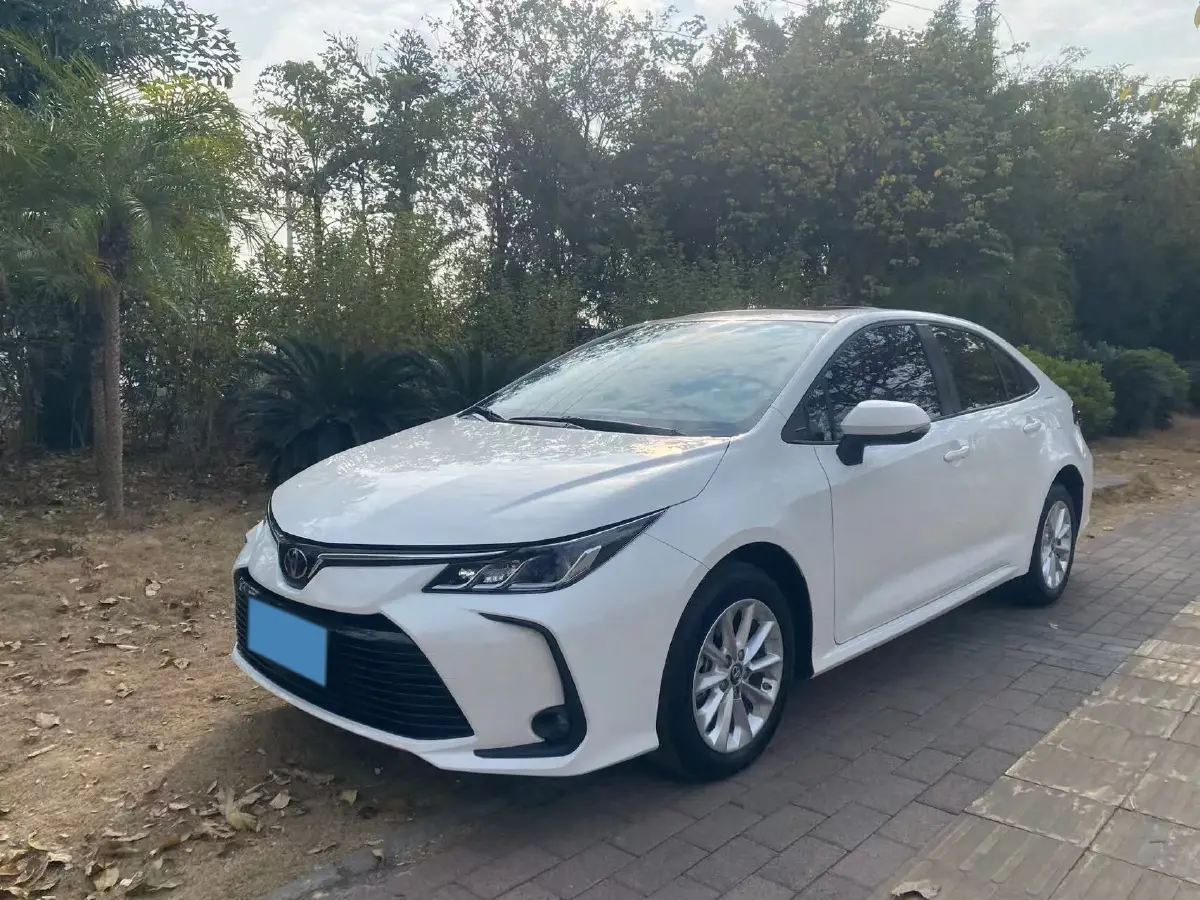 2021 Toyota Corolla 1.2T 116HP L4 CVT