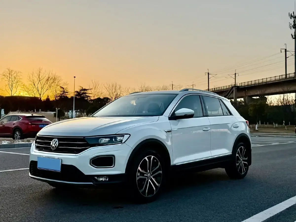 2020 Volkswagen T-Roc 1.4T 150HP L4 7DCT