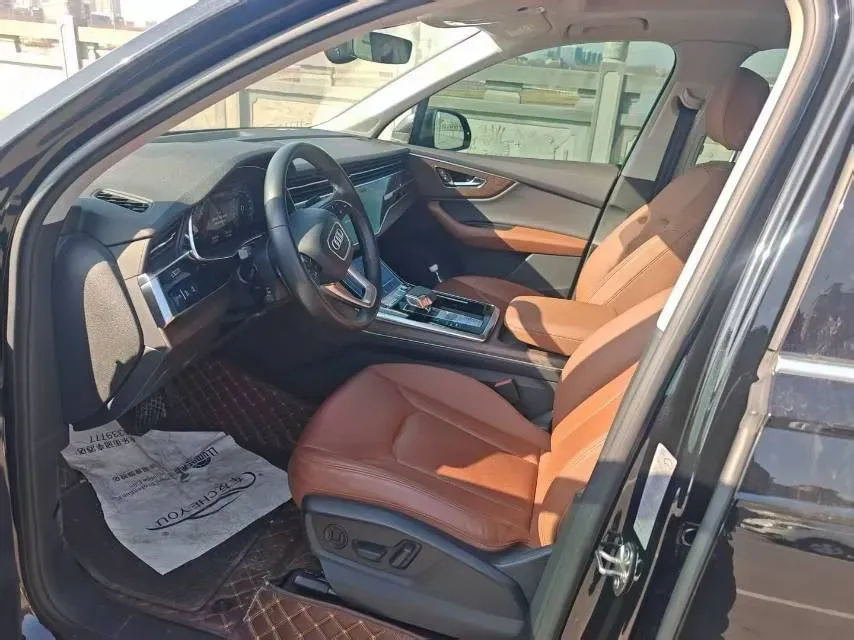 2022 Volkswagen Touareg 3.0T 340HP V6 8AT,autocango,china used car exporter,china ev exporter,chinese used car exporter,chinese used ev exporter