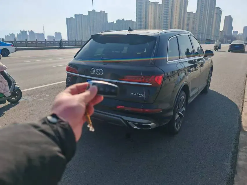 2022 Volkswagen Touareg 3.0T 340HP V6 8AT,autocango,china used car exporter,china ev exporter,chinese used car exporter,chinese used ev exporter