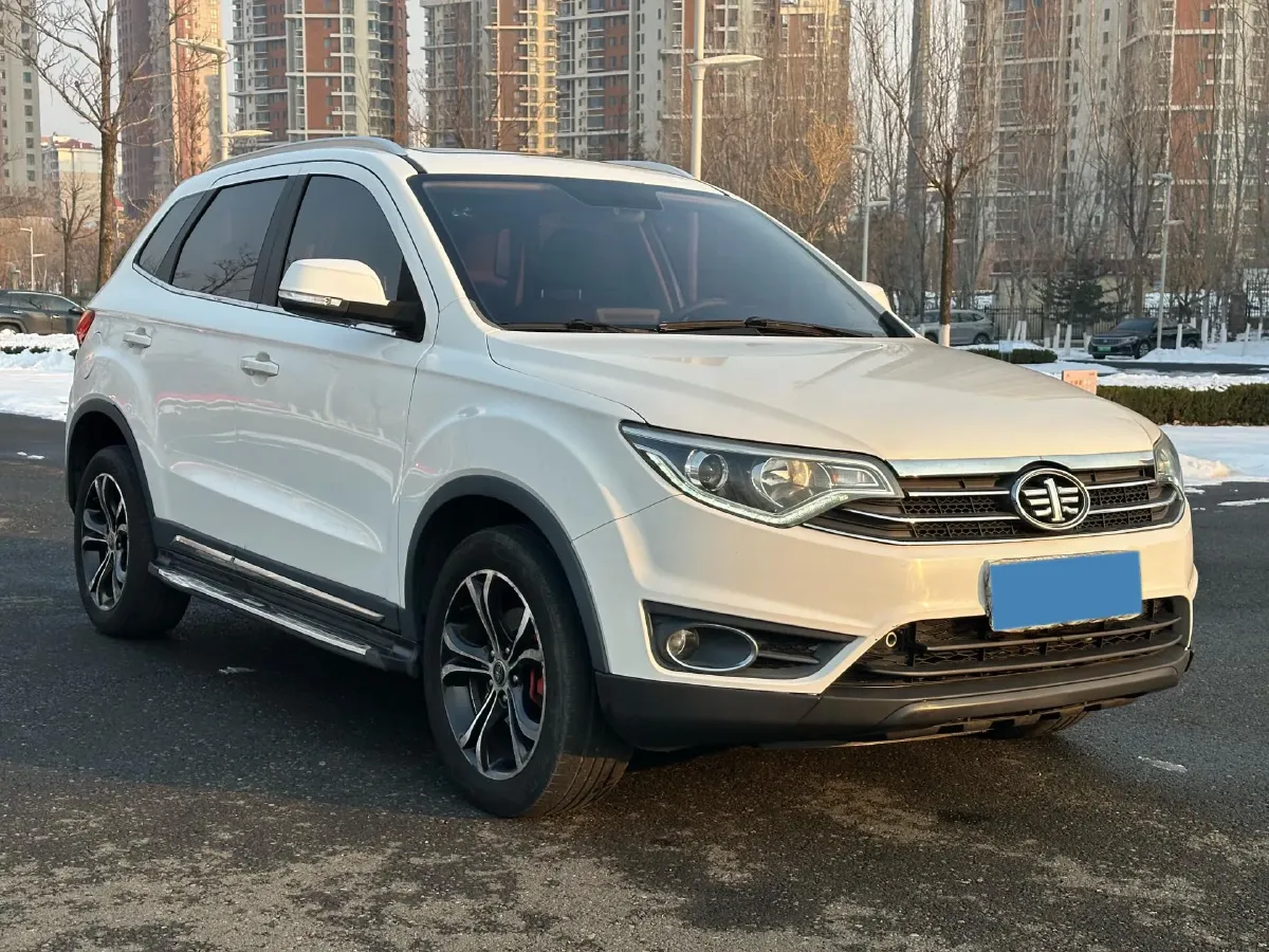 2017 FAW Senia R7 1.6L 116HP L4 6AT,autocango,china used car exporter,china ev exporter,chinese used car exporter,chinese used ev exporter