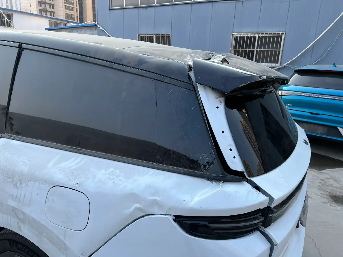 2025 Li i8 BEV,autocango,china used car exporter,china ev exporter,chinese used car exporter,chinese used ev exporter