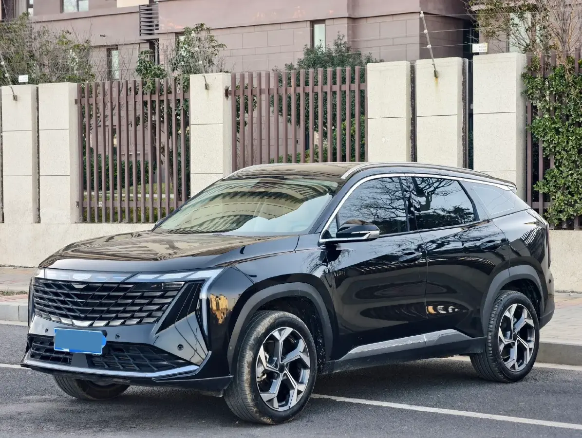 2023 Geely StarRay 1.5T 181HP L4 7DCT