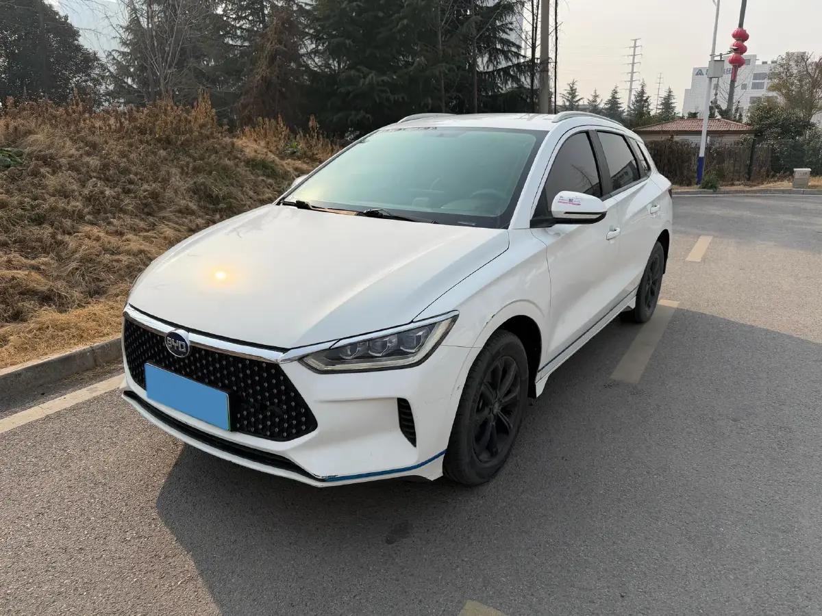 2019 BYD e2 BEV 35.2KWH