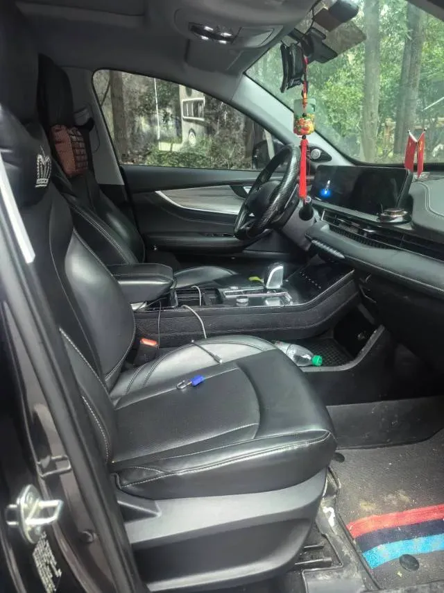 2021 Chery Tiggo 8 Plus 1.6T 197HP L4 7DCT,autocango,china used car exporter,china ev exporter,chinese used car exporter,chinese used ev exporter