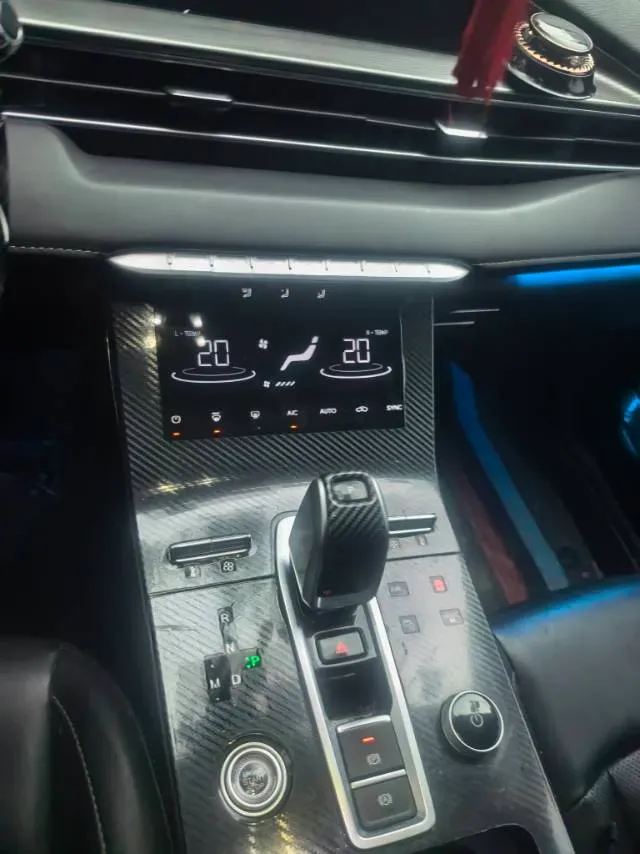 2021 Chery Tiggo 8 Plus 1.6T 197HP L4 7DCT,autocango,china used car exporter,china ev exporter,chinese used car exporter,chinese used ev exporter