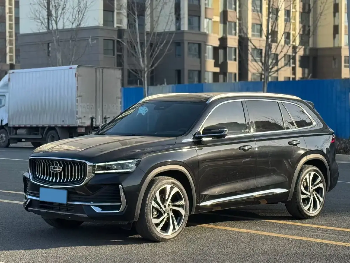 2024 Geely Monjaro 2.0T 238HP L4 8AT