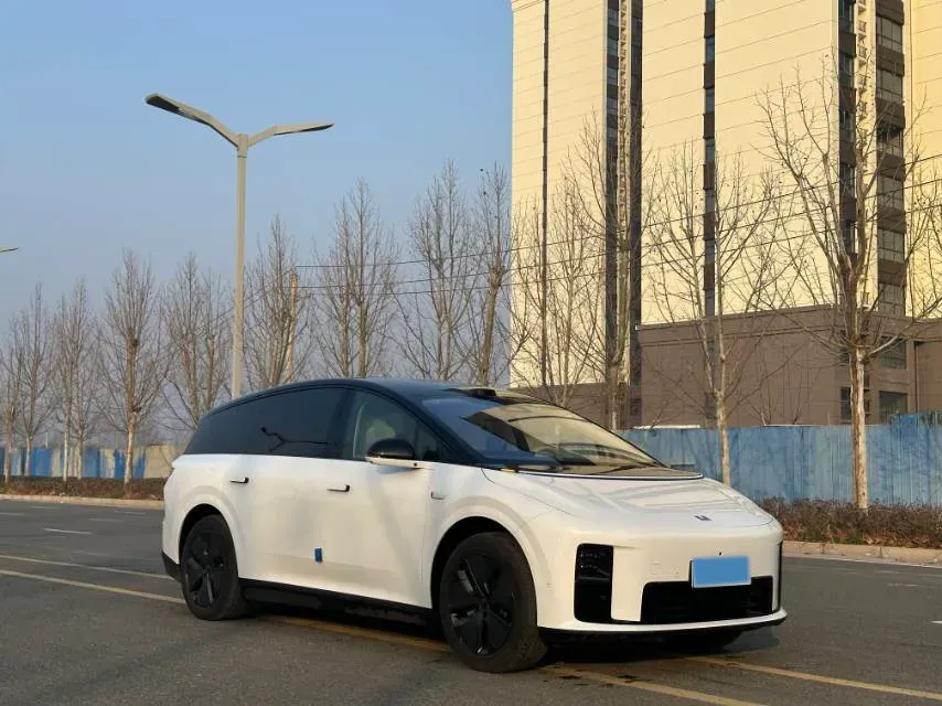 2025 Li i8 BEV,autocango,china used car exporter,china ev exporter,chinese used car exporter,chinese used ev exporter