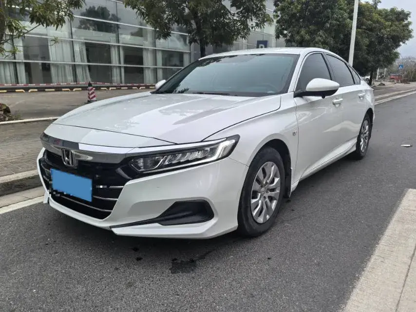 2022 Honda Accord 1.5T 194HP L4 CVT
