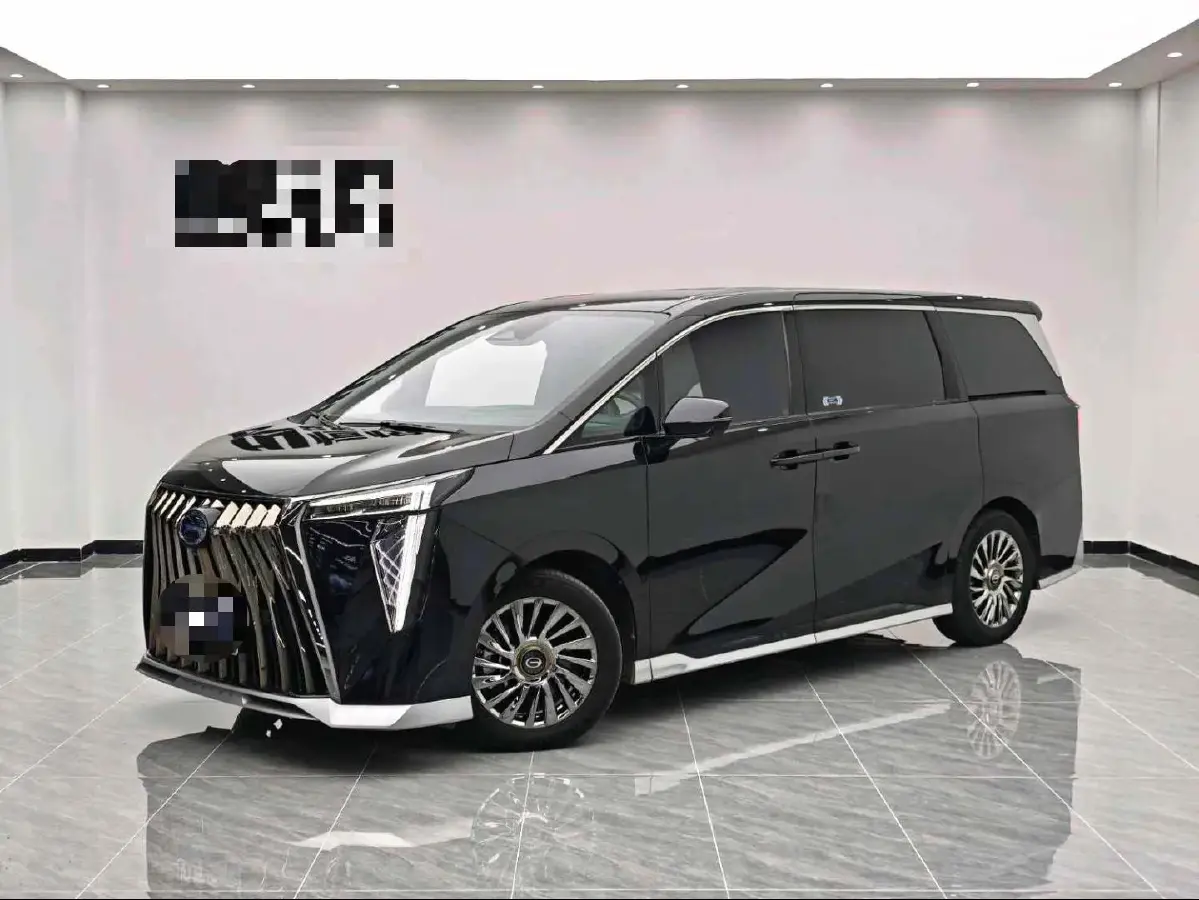 2023 GAC Trumpchi M8 2.0T 190HP L4 E-CVT Hybrid