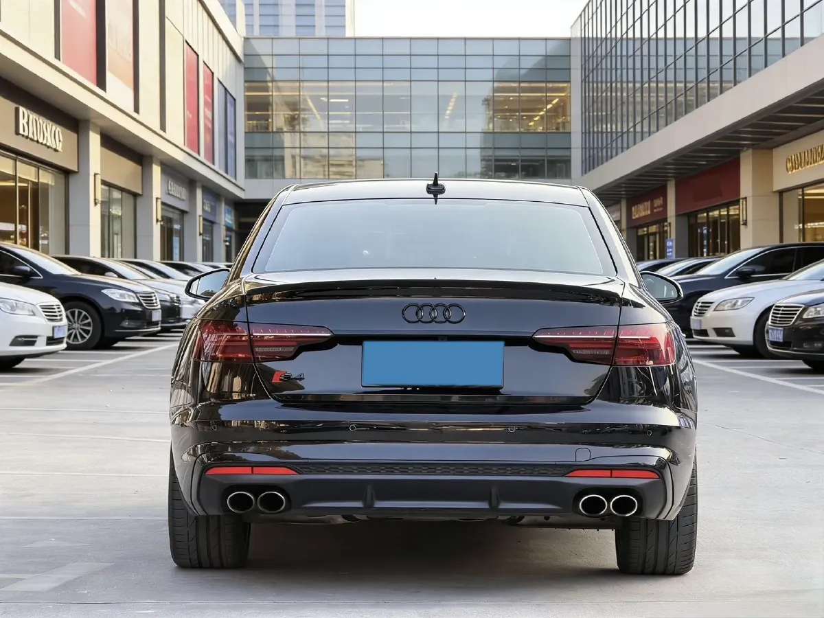 2024 Audi S4 3.0T 354HP V6 8AT,autocango,china used car exporter,china ev exporter,chinese used car exporter,chinese used ev exporter