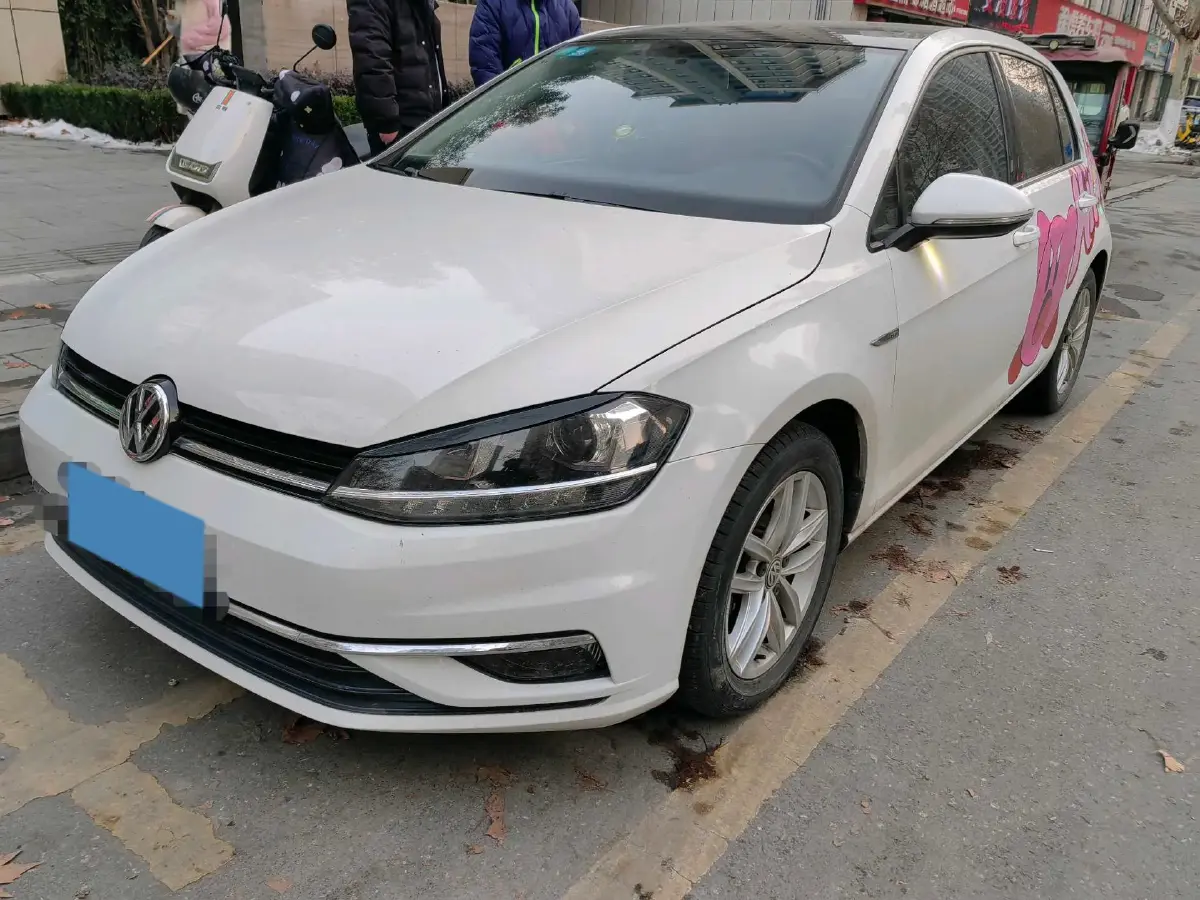 2018 Volkswagen Golf 1.6L 110HP L4 6AT