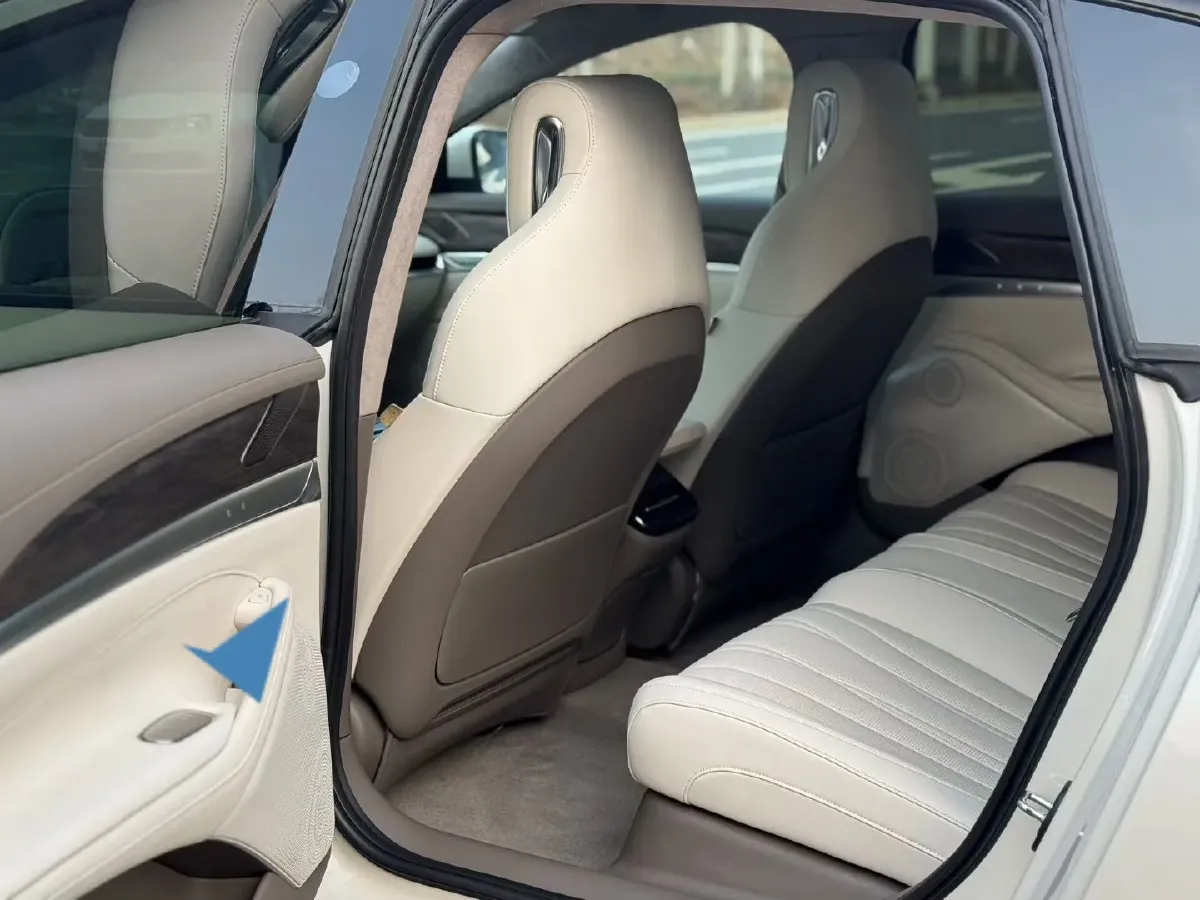 2022 IM L7 BEV 90KWH,autocango,china used car exporter,china ev exporter,chinese used car exporter,chinese used ev exporter