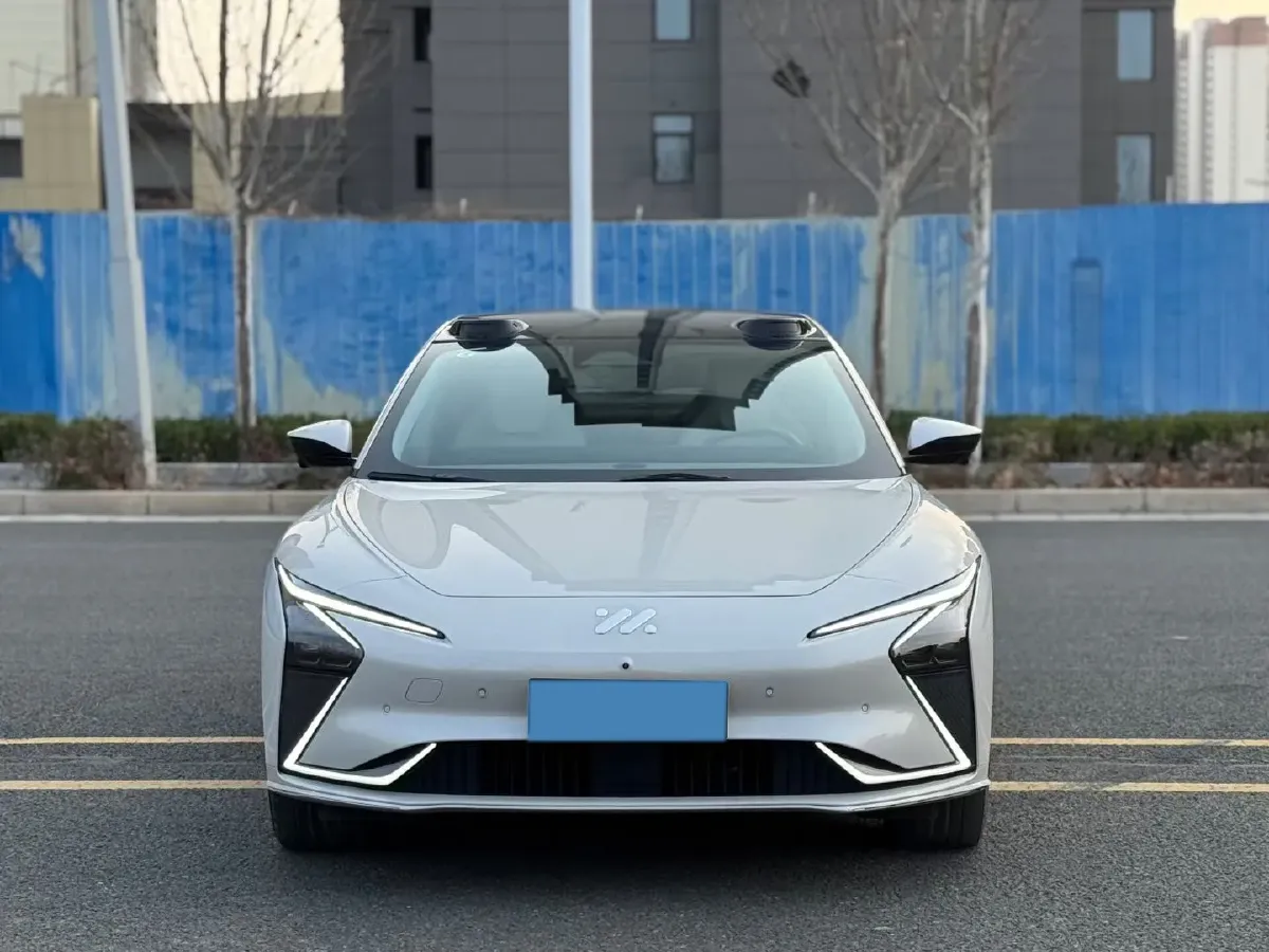 2022 IM L7 BEV 90KWH,autocango,china used car exporter,china ev exporter,chinese used car exporter,chinese used ev exporter