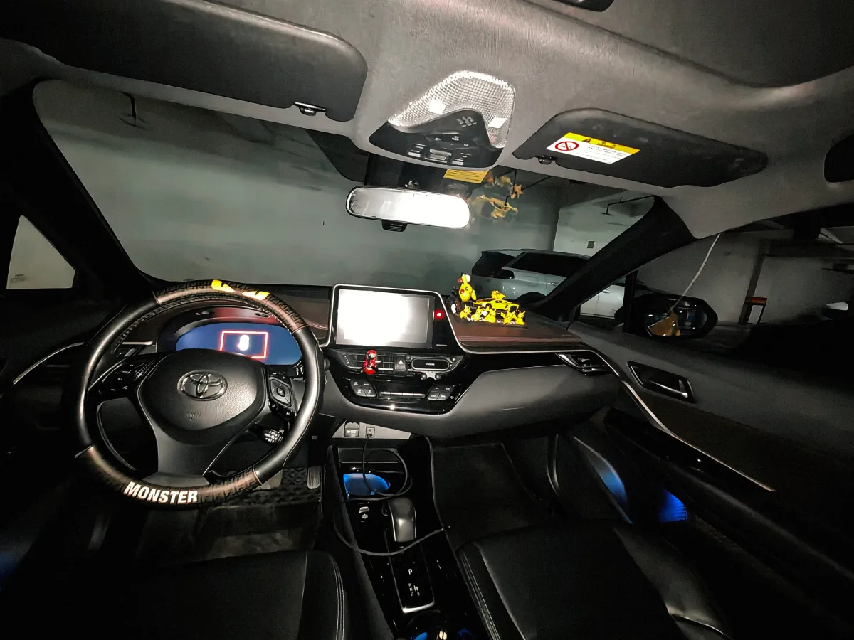 2020 Toyota C-HR EV BEV 54.3KWH,autocango,china used car exporter,china ev exporter,chinese used car exporter,chinese used ev exporter