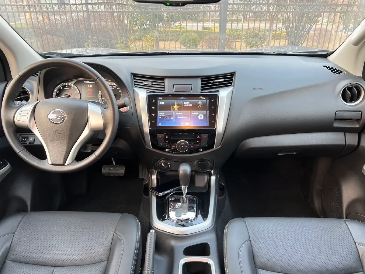 2023 Nissan Navara 2.5L 190HP L4 7AT,autocango,china used car exporter,china ev exporter,chinese used car exporter,chinese used ev exporter