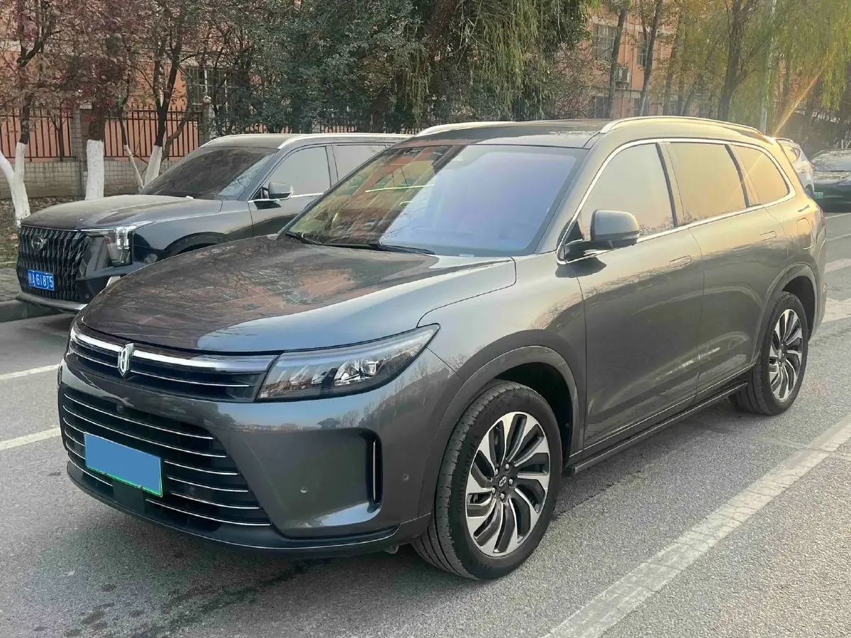 2022 Volvo S60 2.0T 197HP L4 8AT