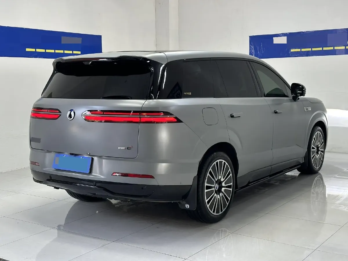 2025 Denza DenzaN8L 2.0T 207HP L4 E-CVT PHEV,autocango,china used car exporter,china ev exporter,chinese used car exporter,chinese used ev exporter
