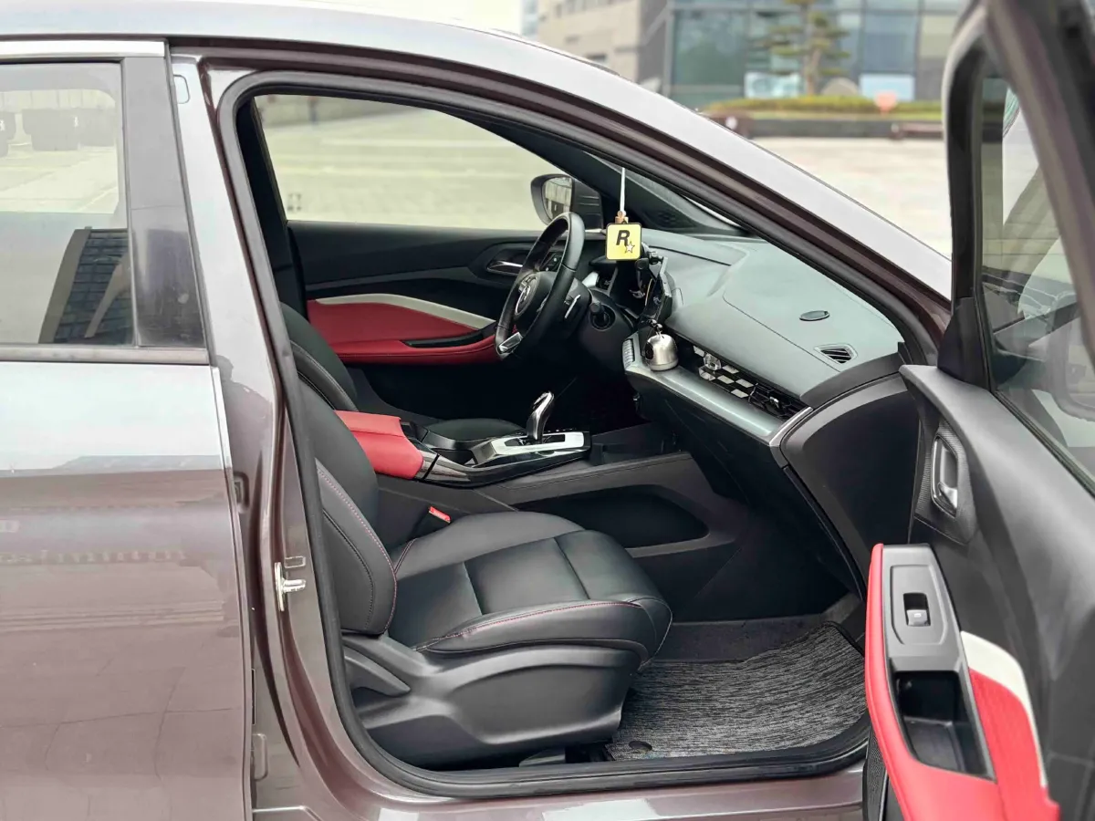 2021 MG 5 1.5T 173HP L4 7DCT,autocango,china used car exporter,china ev exporter,chinese used car exporter,chinese used ev exporter