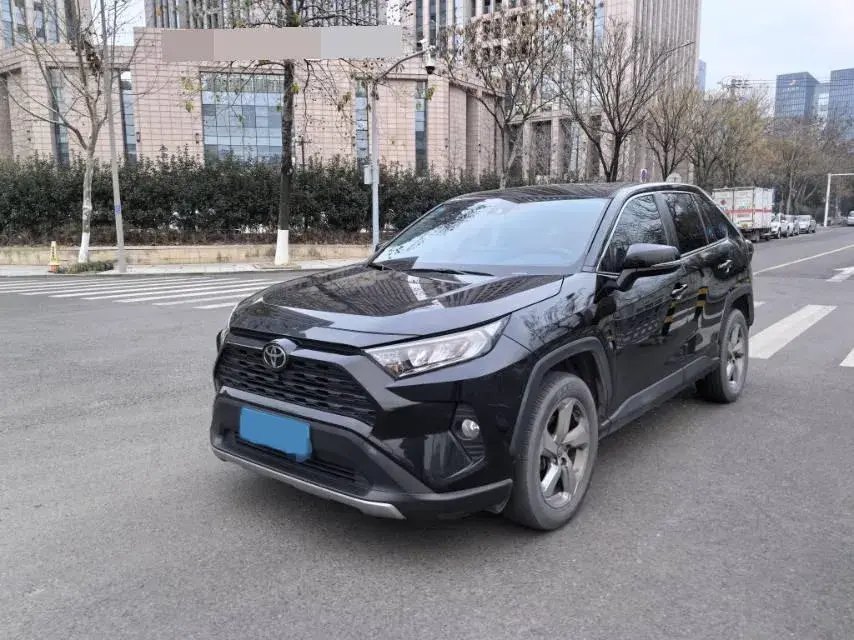 2020 Toyota RAV4 2.0L 171HP L4 CVT
