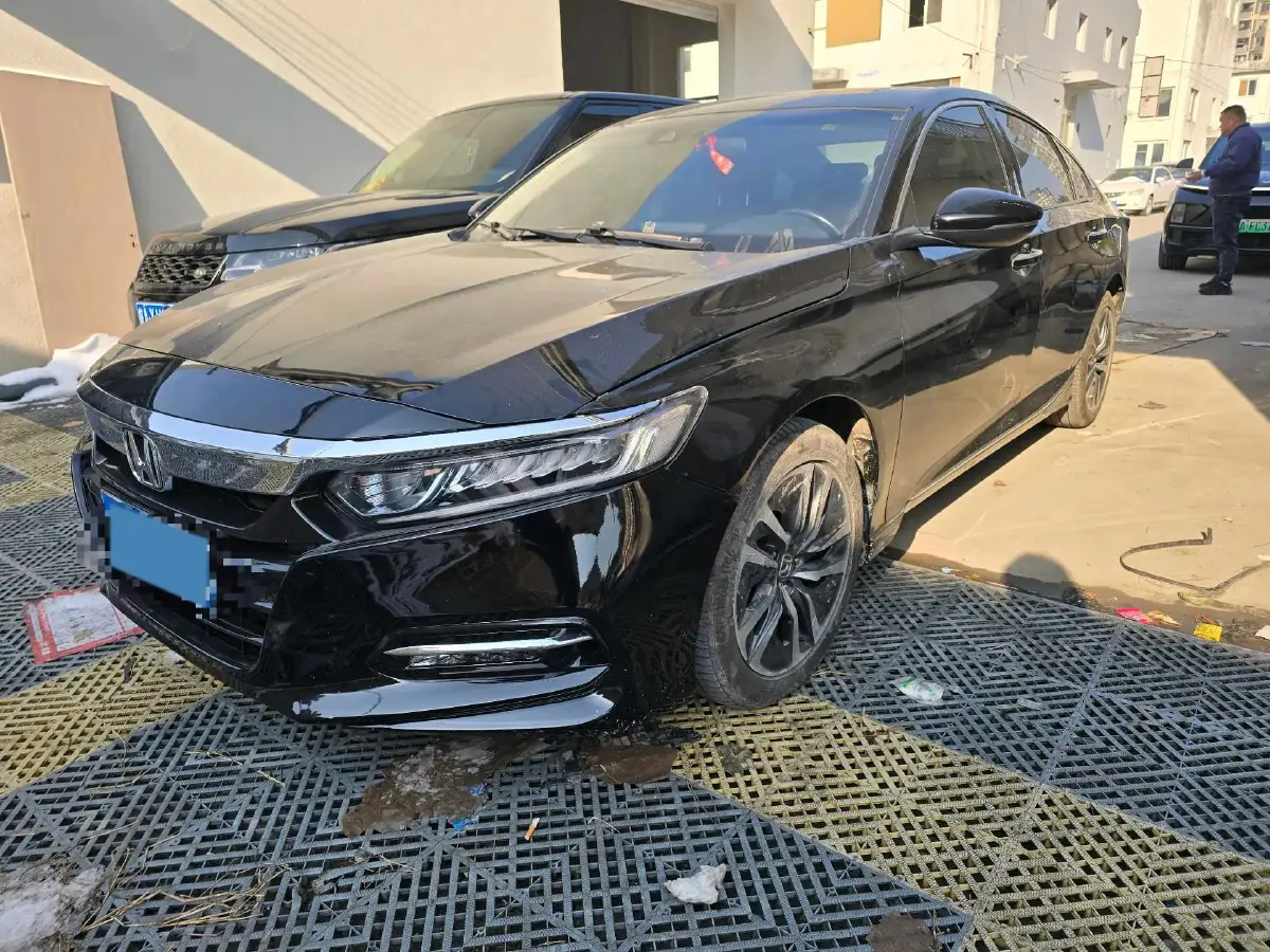 2018 Honda Accord 2.0L 146HP L4 E-CVT Hybrid