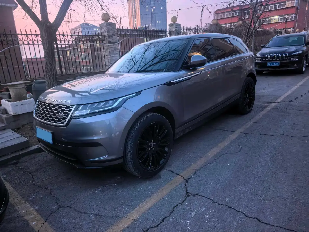 2021 Land Rover Range Rover Velar 2.0T 250HP L4 8AT