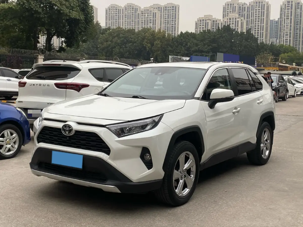 2020 Toyota RAV4 2.0L 171HP L4 CVT