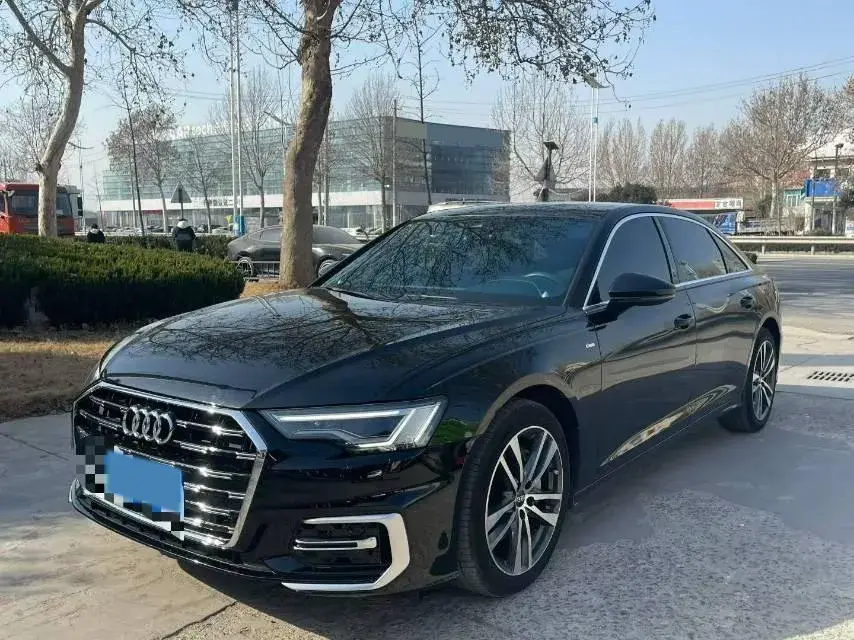 2024 Audi A6L 2.0T 245HP L4 7DCT