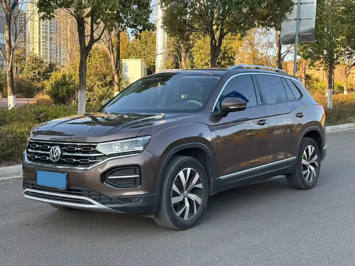 2019 Jeep Cherokee 2.0T 234HP L4 9AT