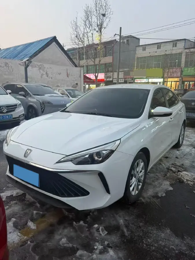 2023 Roewe i5 1.5L 129HP L4 5MT