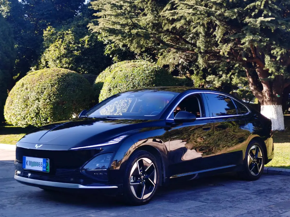 2024 WuLing XingGuang BEV 54.5KWH
